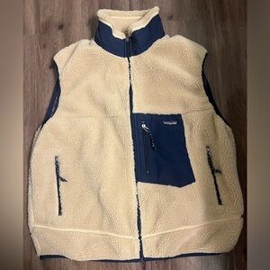 Patagonia Beige and Navy Fleece Vest
